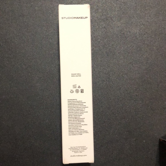 Honey Light Moisturizer - Picture 3 of 5